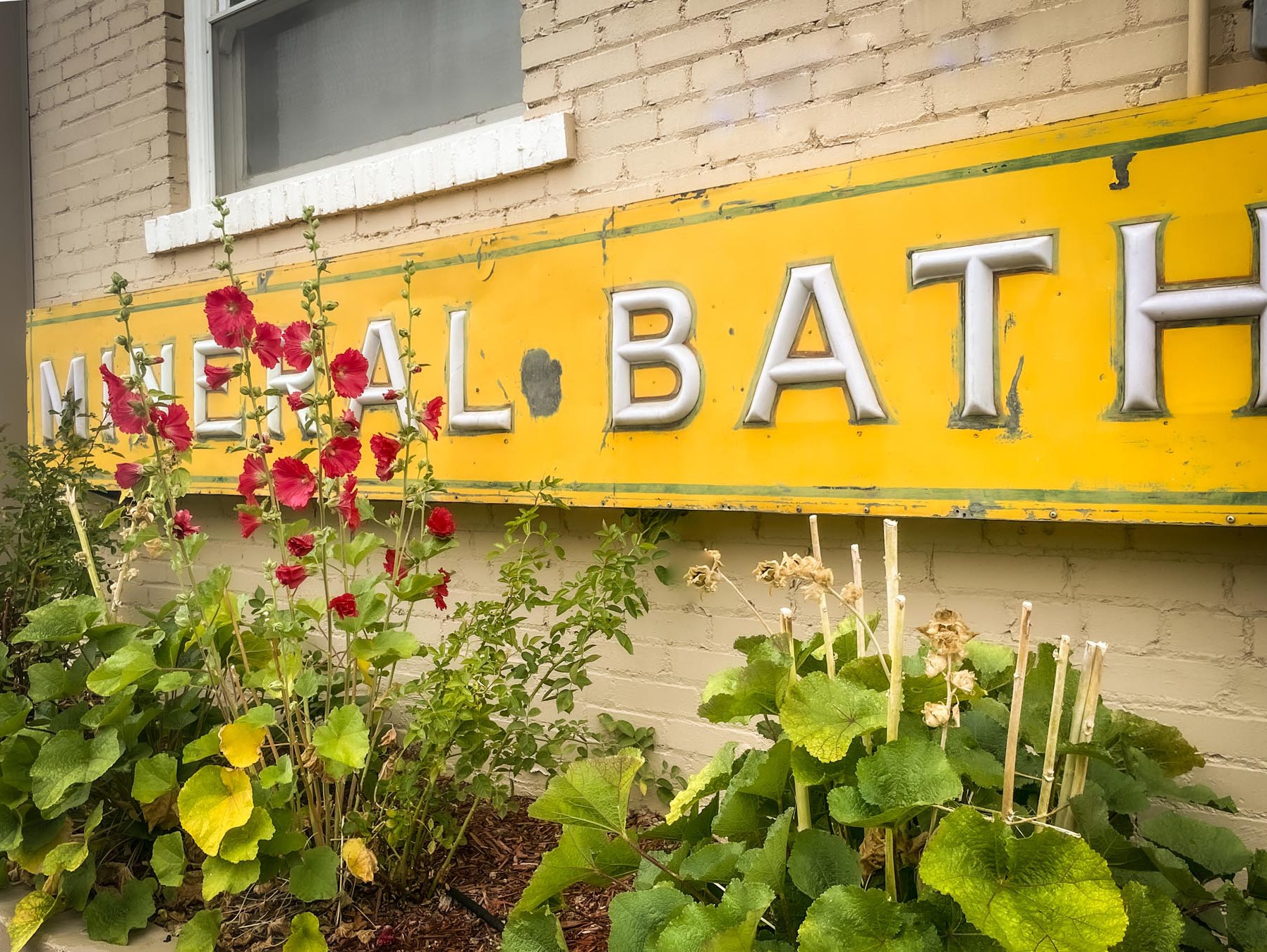 Spa sign