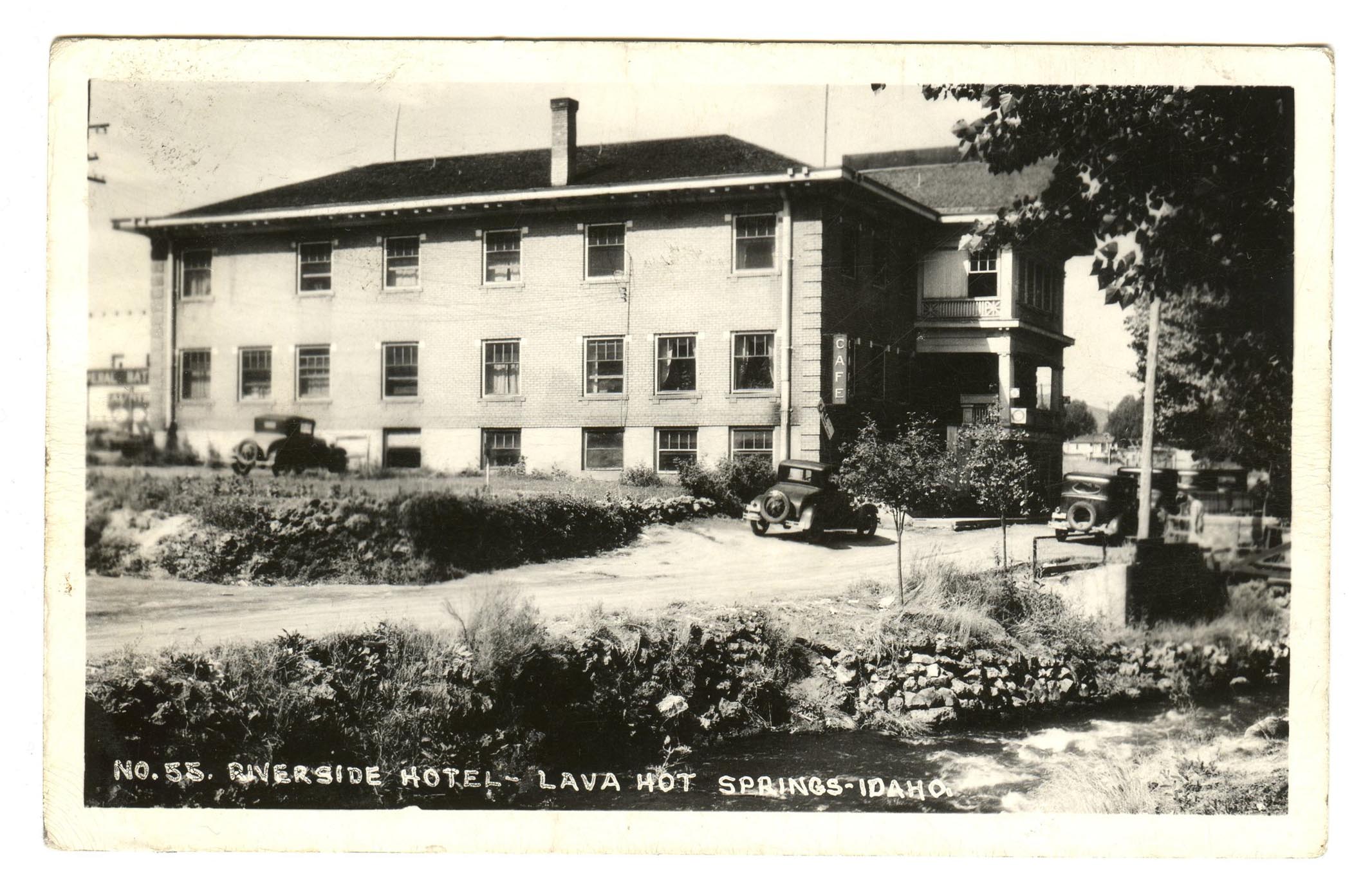 Old photo of hotel